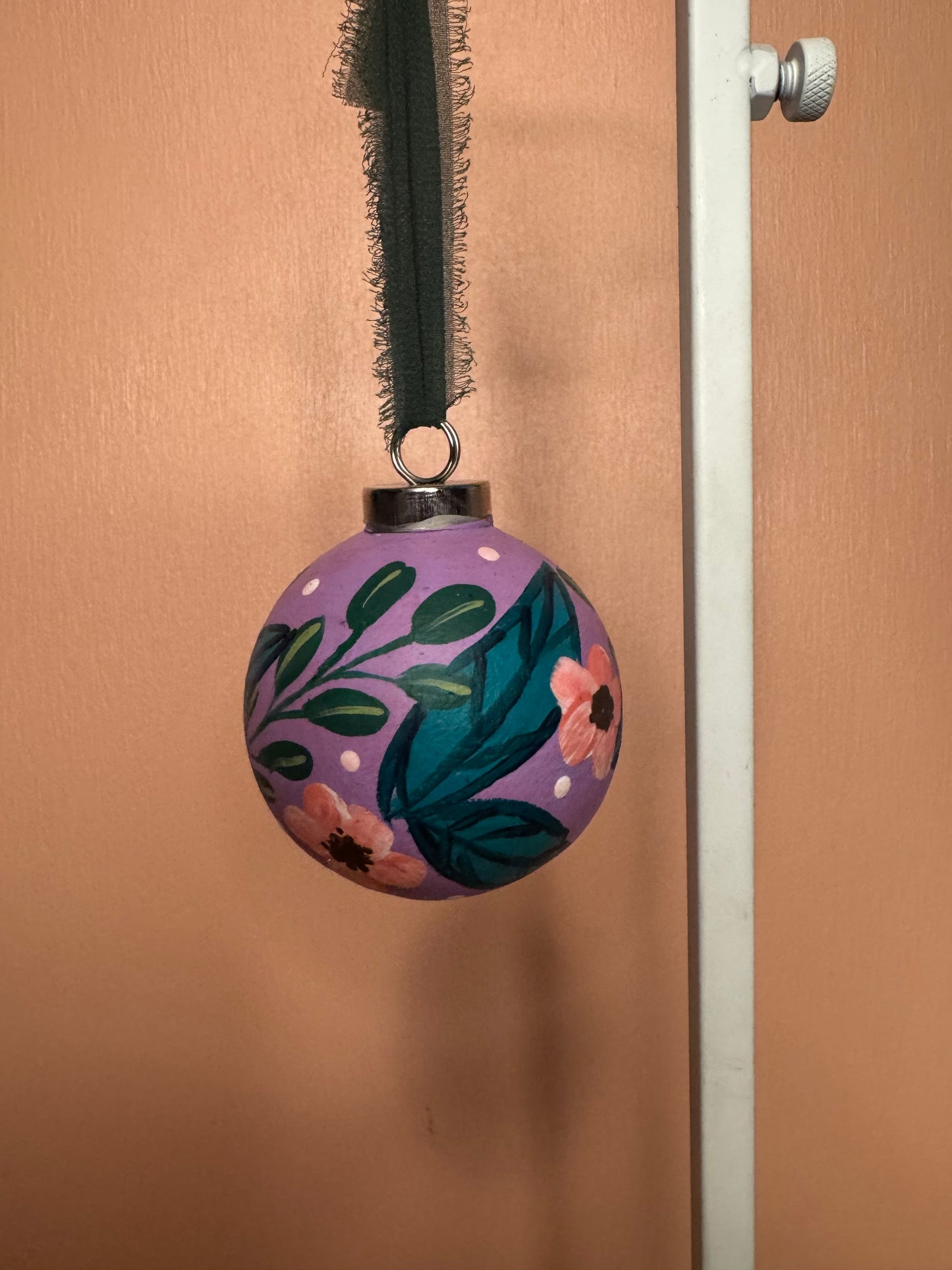 2 1/2” Round Ornaments